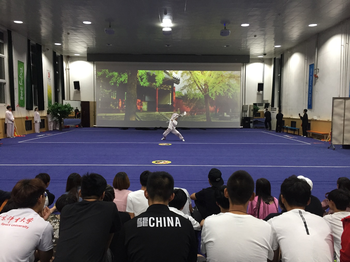 柠檬体育安全通道图片