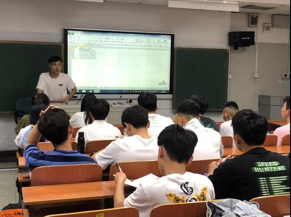 柠檬体育APP下载