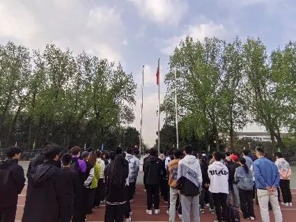 915b1435284c49d8ac1817e073966bc2.jpg 柠檬体育APP下载