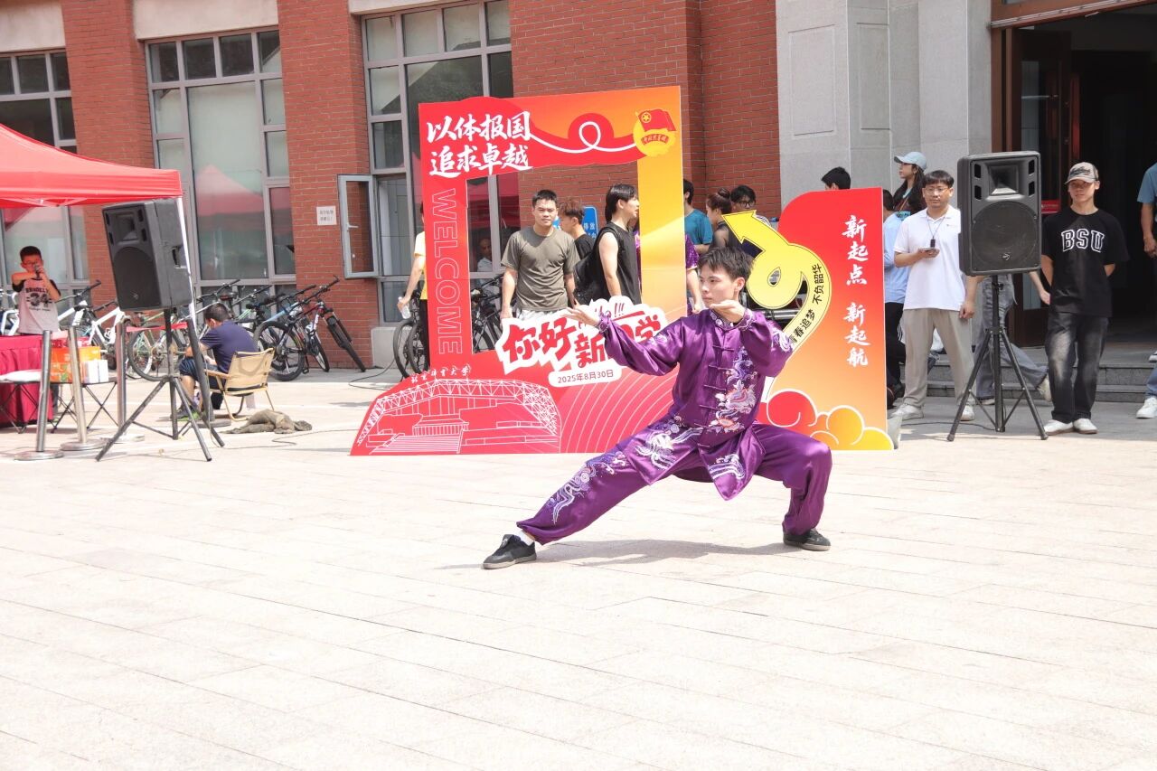 e86572394b4740f68f97bfae30fc1591.jpg e86572394b4740f68f97bfae30fc1591.jpg